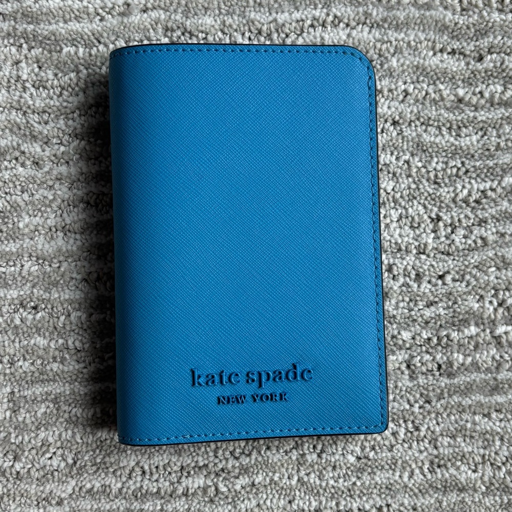 NWOT Kate Spade Passport/Card Holder